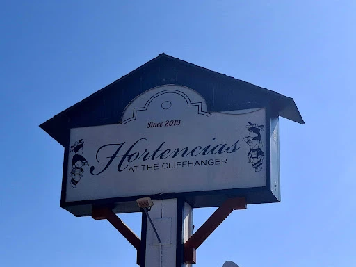 Hortencia's at the Cliffhanger photo 10